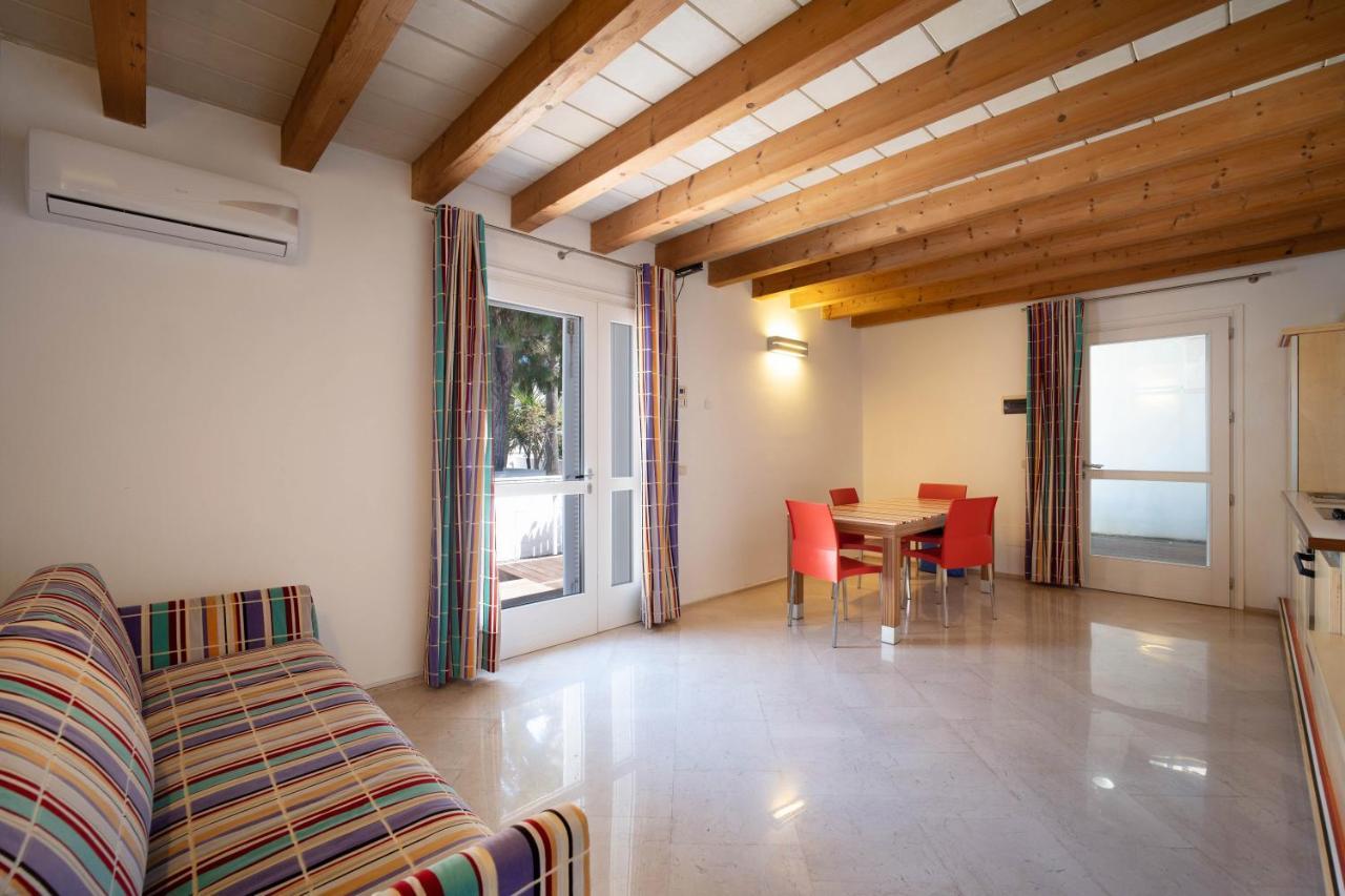 Wepuglia - Residence Calapaura Поліньяно-а-Маре Екстер'єр фото