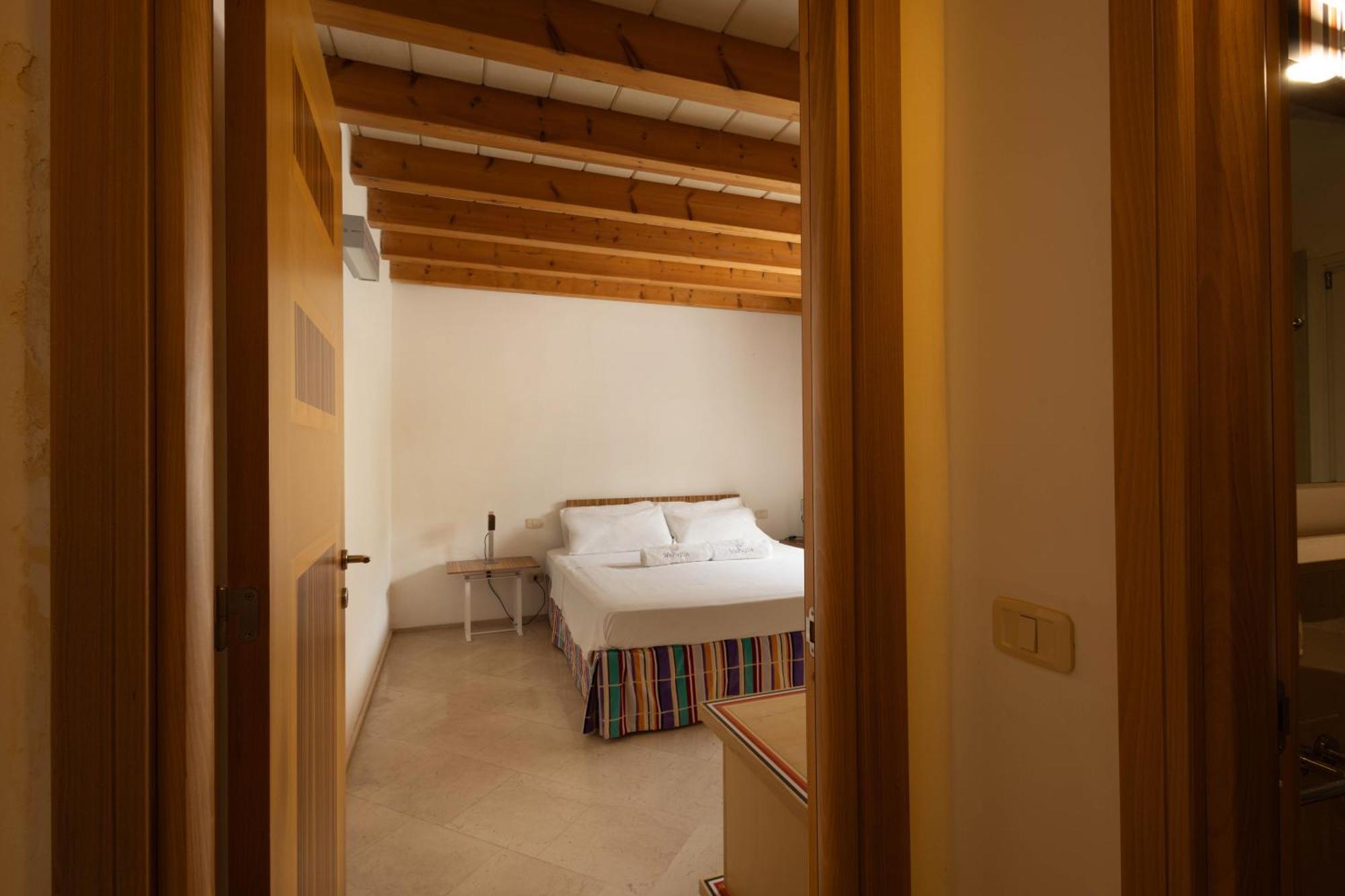Wepuglia - Residence Calapaura Поліньяно-а-Маре Екстер'єр фото